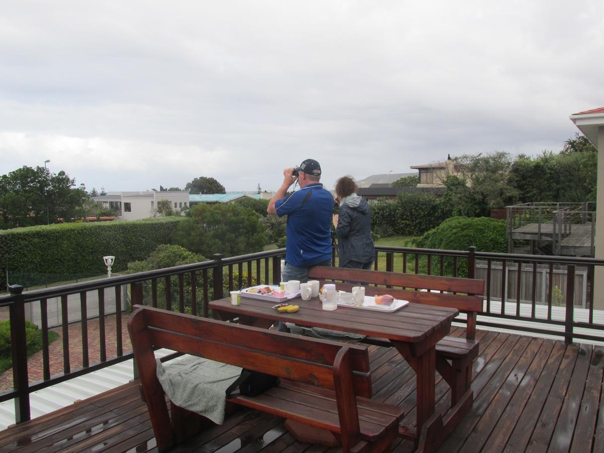 Casa Del Mar Hotel Hermanus Bagian luar foto