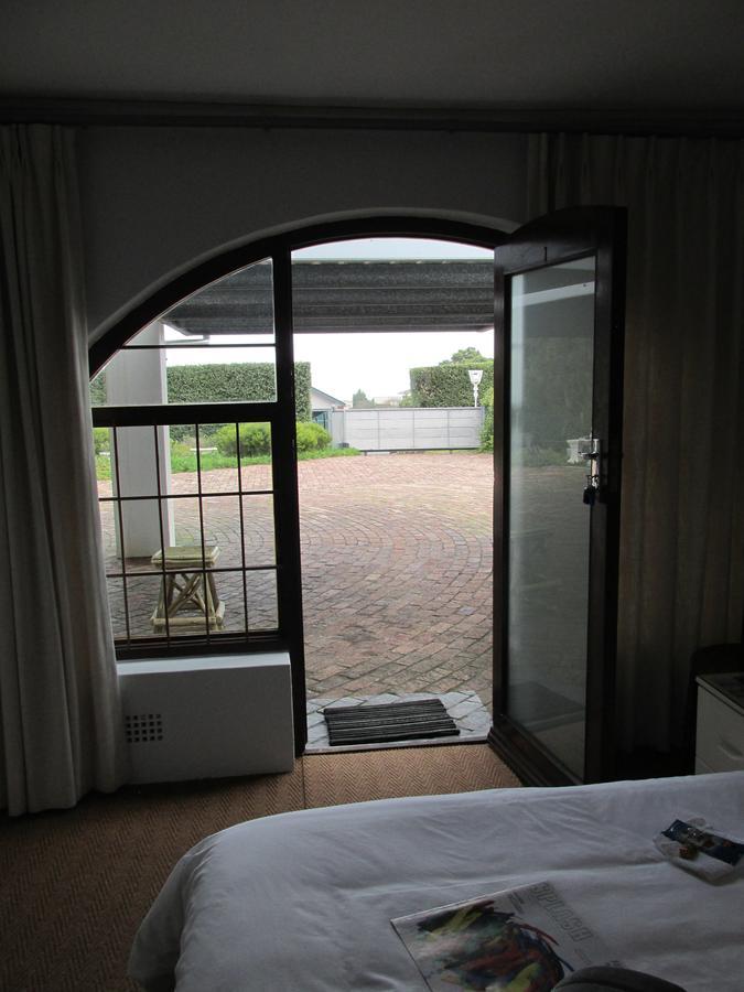 Casa Del Mar Hotel Hermanus Bagian luar foto