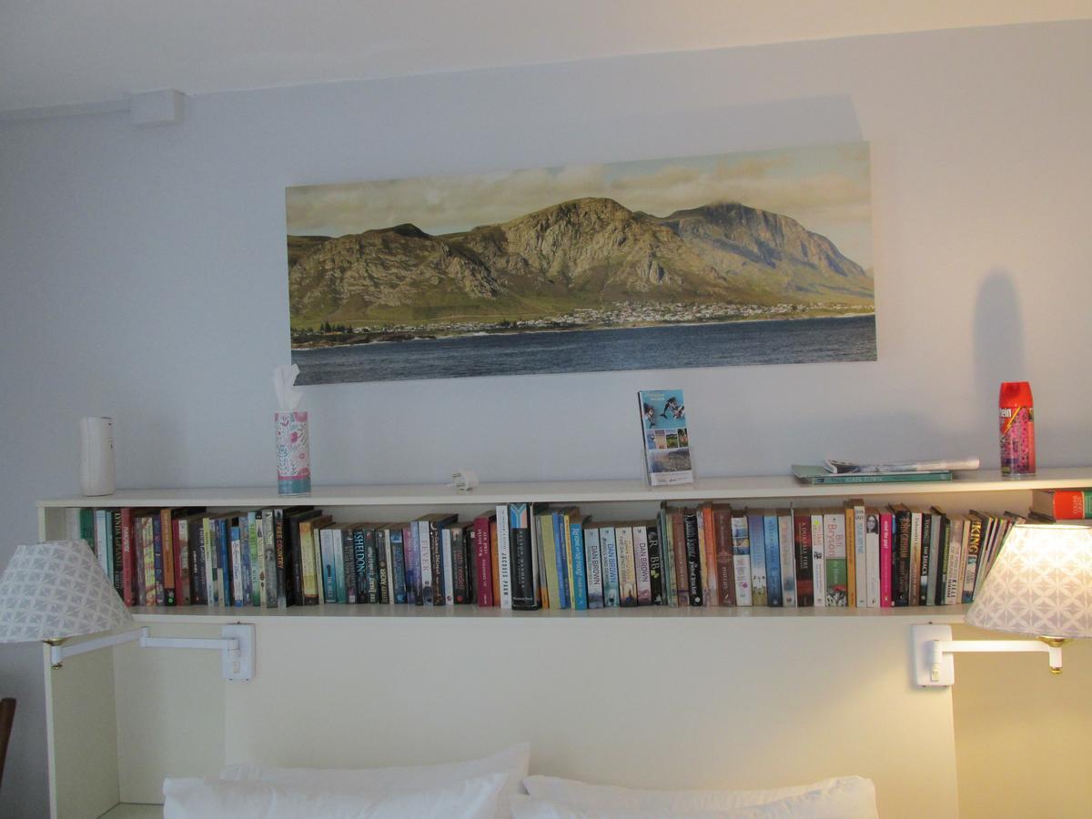 Casa Del Mar Hotel Hermanus Bagian luar foto