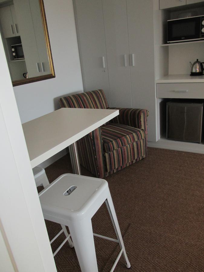Casa Del Mar Hotel Hermanus Bagian luar foto